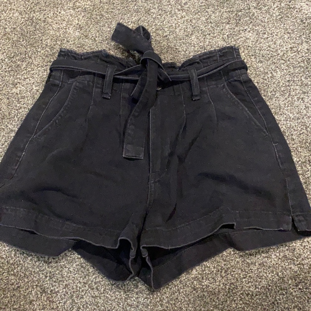 AMERICAN EAGLES MOM SHORTS